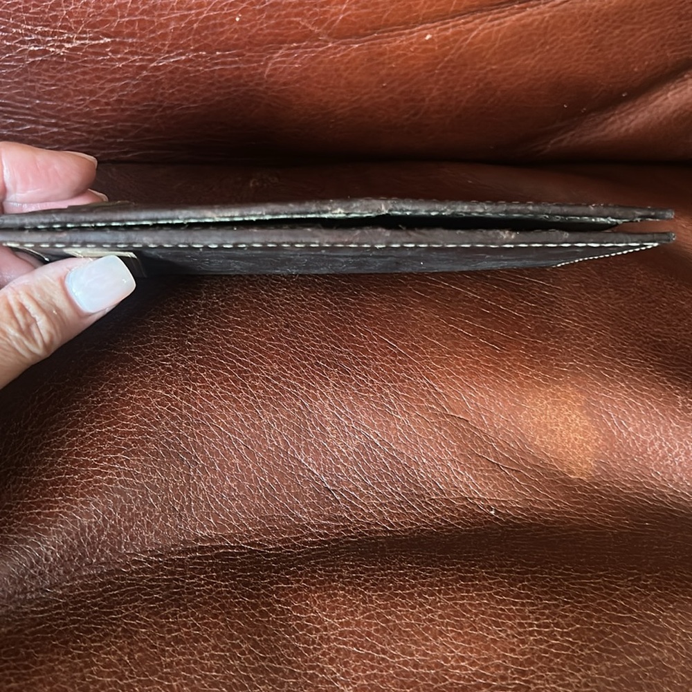 Fossil Leather Wallet - Picture 8 of 8